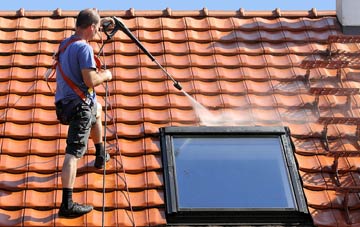 roof cleaning Llanspyddid, Powys